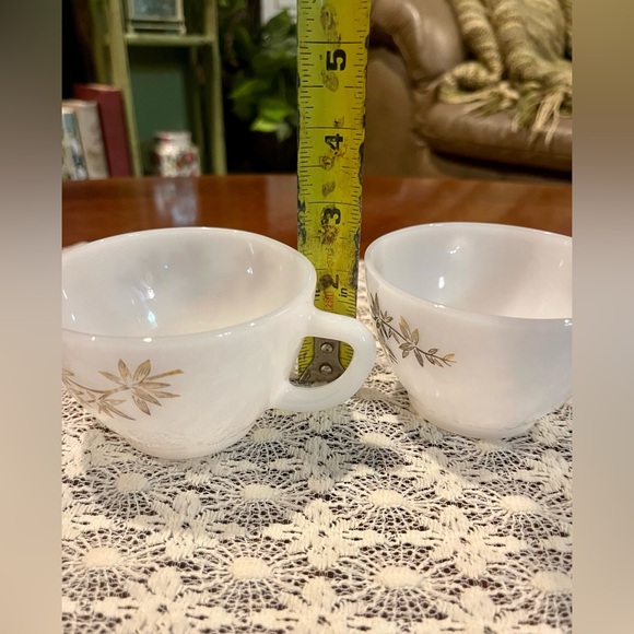 1960’s Federal Glass Milk Glass Cups - Picture 8 of 9